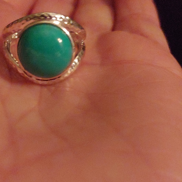 Ring - Picture 3 of 3